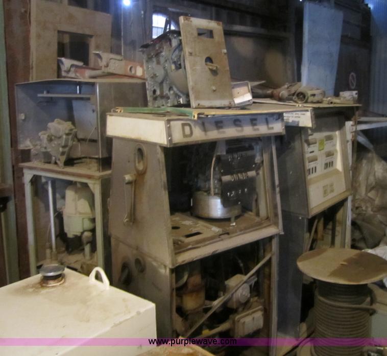 image for item 4368 (6) fuel pumps