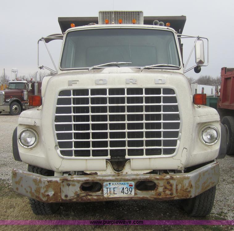image for item 4371 1980 Ford 9000 dump truck