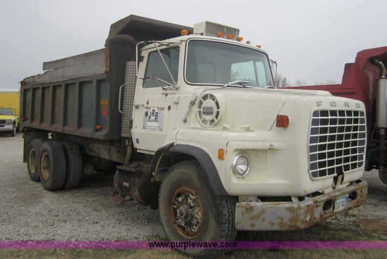 image for item 4371 1980 Ford 9000 dump truck