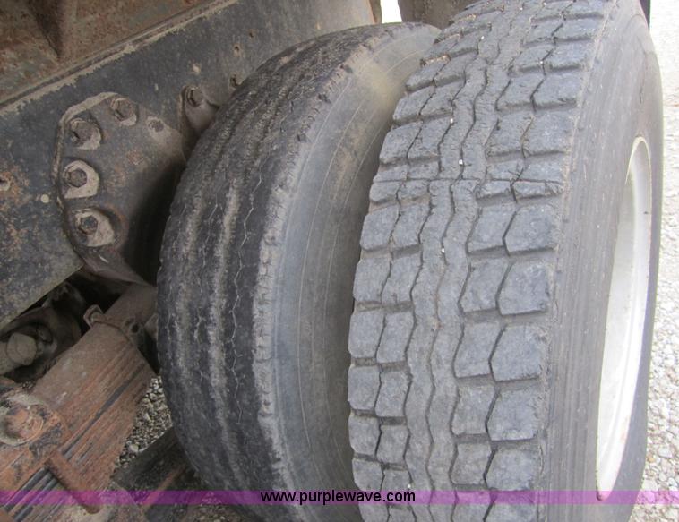 image for item 4371 1980 Ford 9000 dump truck