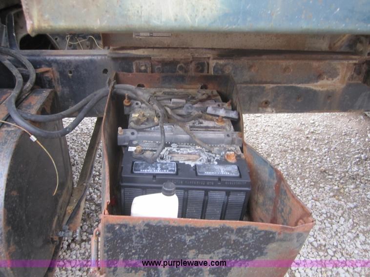 image for item 4371 1980 Ford 9000 dump truck