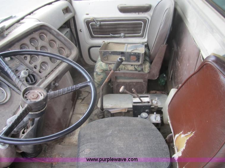 image for item 4371 1980 Ford 9000 dump truck