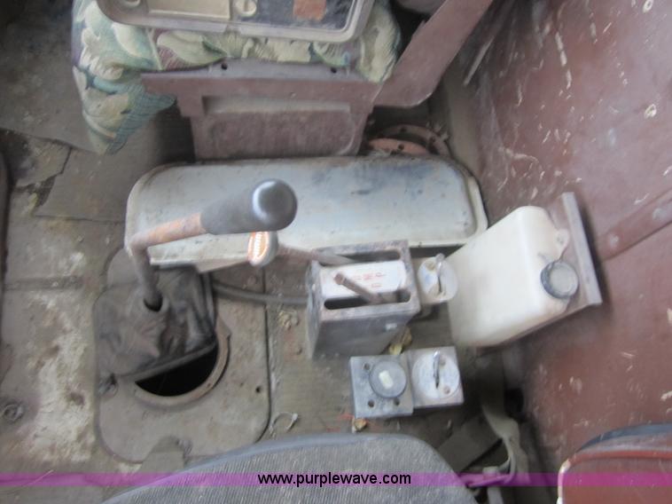 image for item 4371 1980 Ford 9000 dump truck