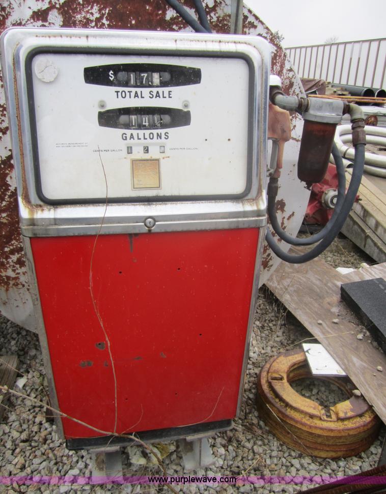 image for item 4374 Wayne fuel dispenser