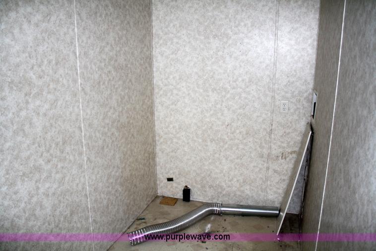 image for item 4790 2000 Belmont mobile home