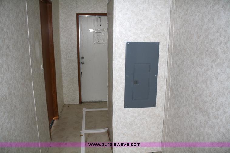 image for item 4790 2000 Belmont mobile home