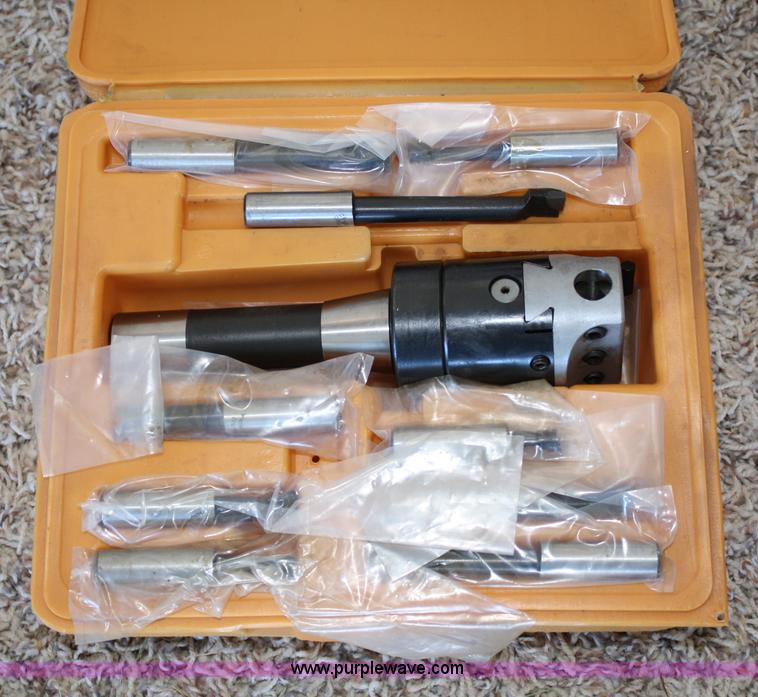 image for item 4791 1997 Acer Ultima EVS-3VK vertical mill