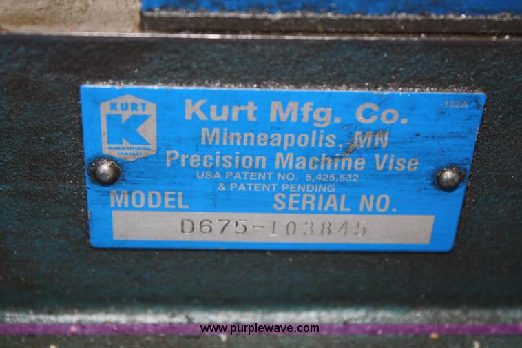 image for item 4791 1997 Acer Ultima EVS-3VK vertical mill