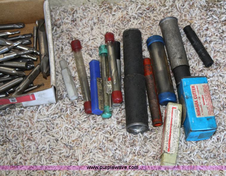 image for item 4791 1997 Acer Ultima EVS-3VK vertical mill