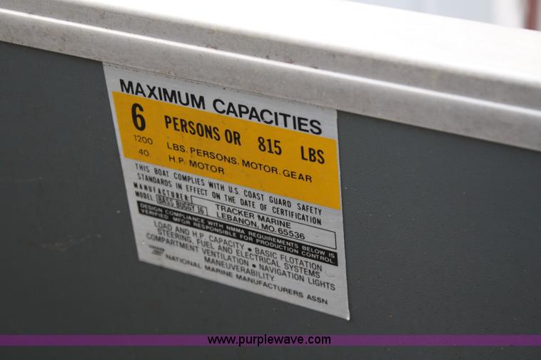 image for item 4942 1991 Tracker Bass Buggy pontoon boat