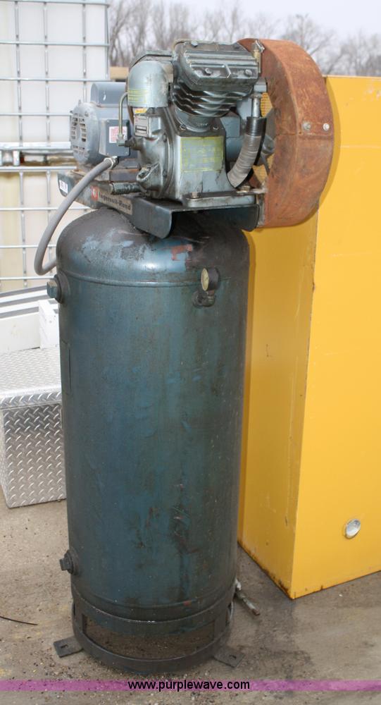 image for item 5064 Ingersoll Rand 234 air compressor