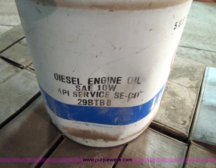 image for item 5165 (16) boxes low oil