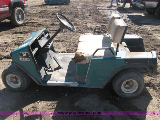 image for item 5402 Ez-go 16 electric golf cart