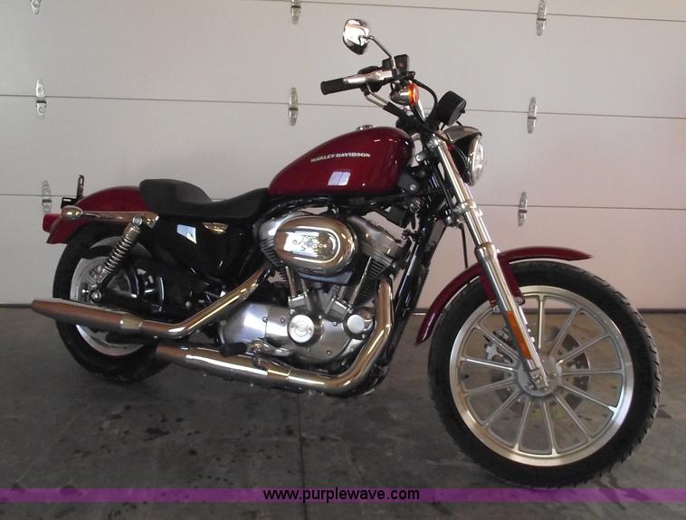 image for item 5438 2006 Harley Davidson 883 Low motorcycle