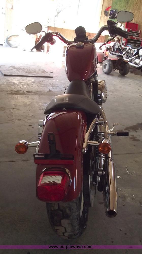 image for item 5438 2006 Harley Davidson 883 Low motorcycle