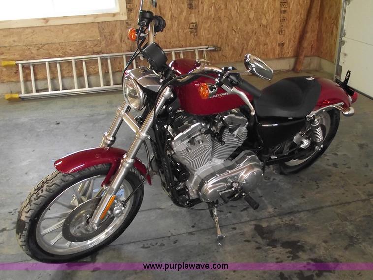 image for item 5438 2006 Harley Davidson 883 Low motorcycle