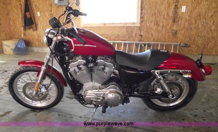 image for item 5438 2006 Harley Davidson 883 Low motorcycle