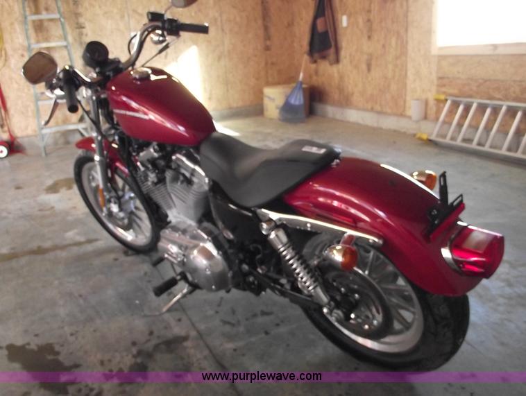 image for item 5438 2006 Harley Davidson 883 Low motorcycle