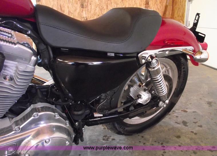 image for item 5438 2006 Harley Davidson 883 Low motorcycle