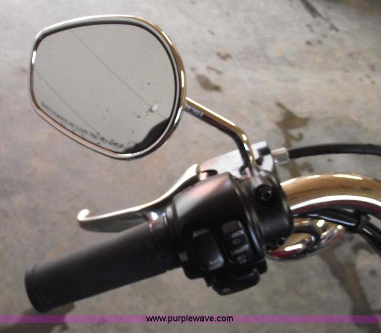 image for item 5438 2006 Harley Davidson 883 Low motorcycle