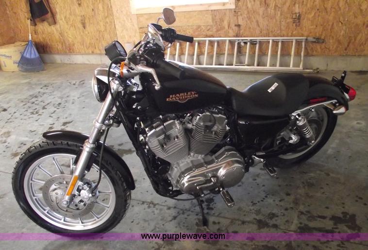 image for item 5439 2009 Harley Davidson 883 motorcycle