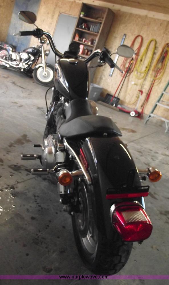 image for item 5439 2009 Harley Davidson 883 motorcycle