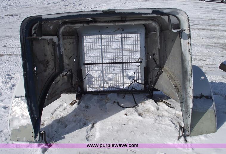 image for item 5466 Freightliner classic hood with grill