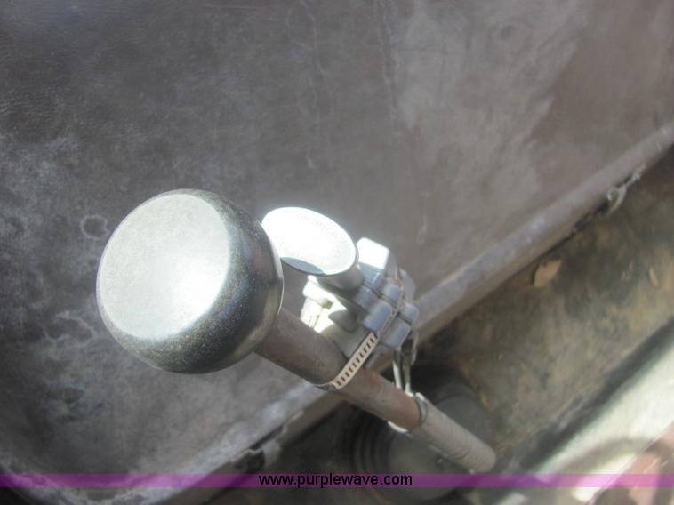 image for item 6865 1979 International semi truck