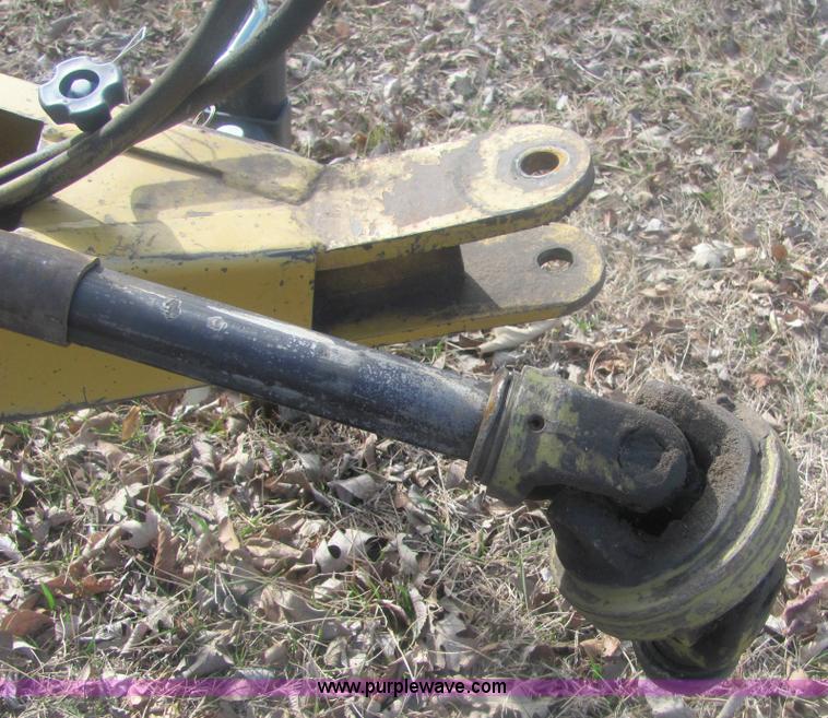 image for item 6871 Vermeer 604 Super J round baler