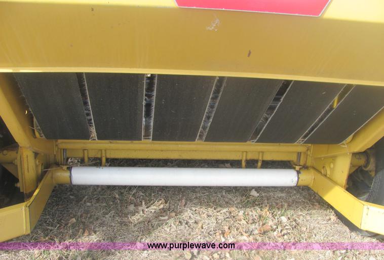image for item 6871 Vermeer 604 Super J round baler