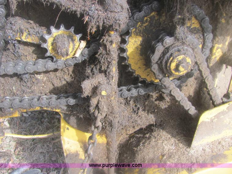 image for item 6871 Vermeer 604 Super J round baler