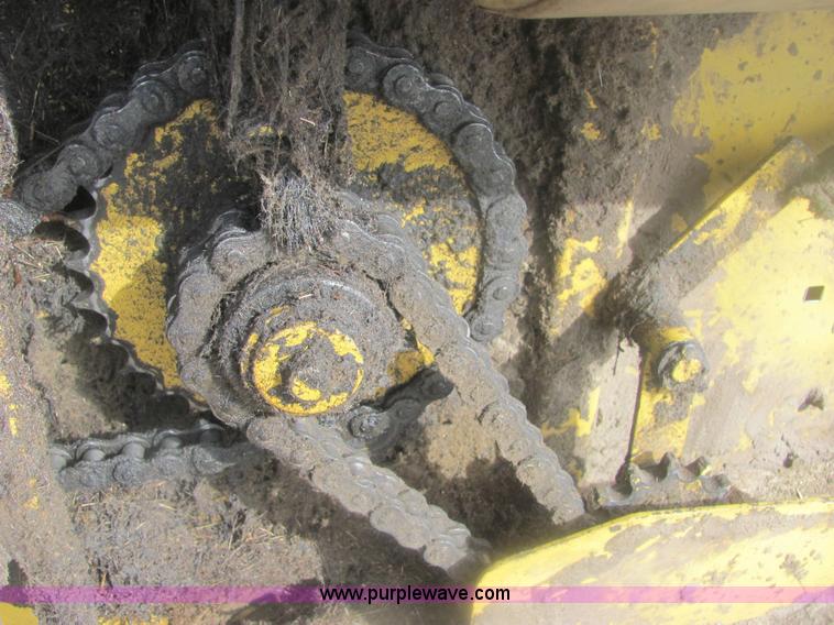 image for item 6871 Vermeer 604 Super J round baler