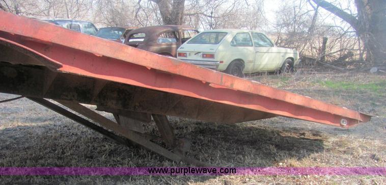 image for item 6935 1973 Chevrolet C70 roll back truck