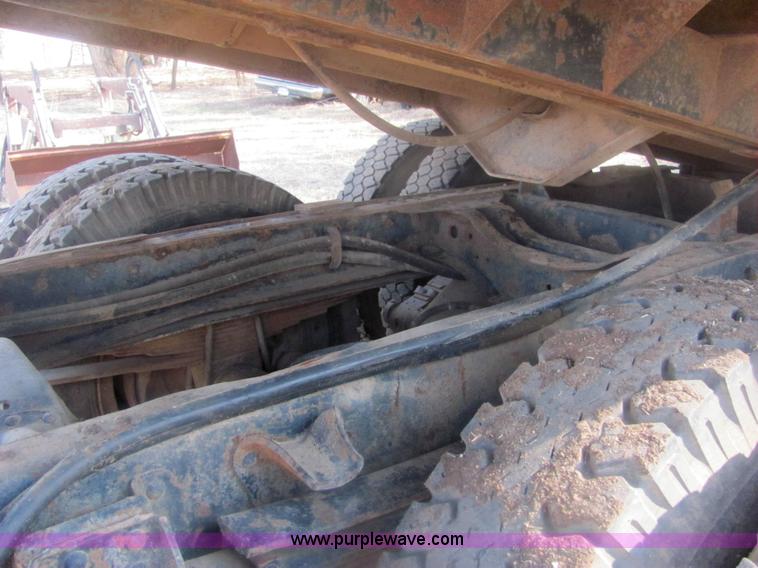 image for item 6935 1973 Chevrolet C70 roll back truck