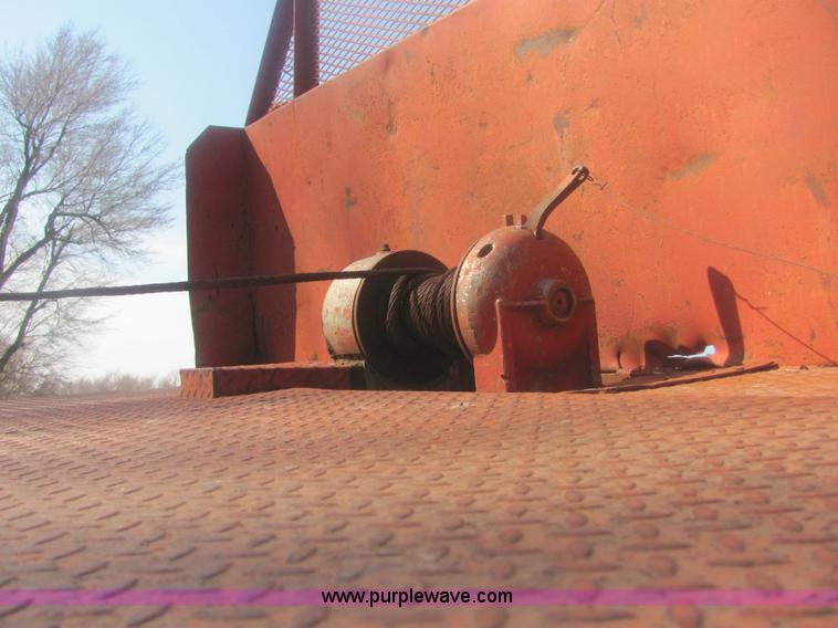 image for item 6935 1973 Chevrolet C70 roll back truck