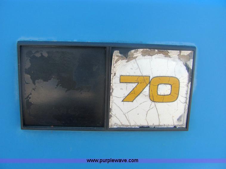 image for item 6935 1973 Chevrolet C70 roll back truck