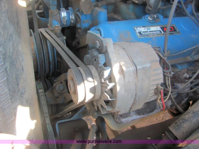 image for item 6935 1973 Chevrolet C70 roll back truck