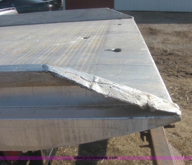 image for item 6936 1991 Ford F450 XLT Lariat roll back truck