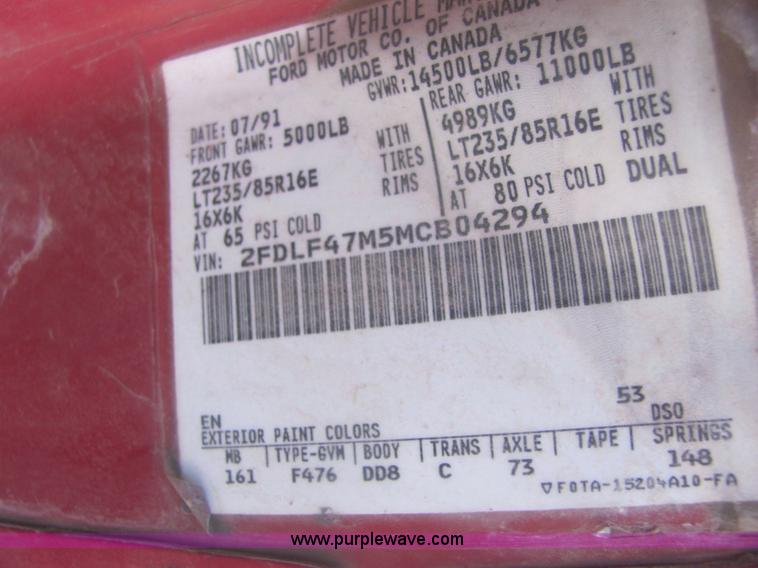 image for item 6936 1991 Ford F450 XLT Lariat roll back truck