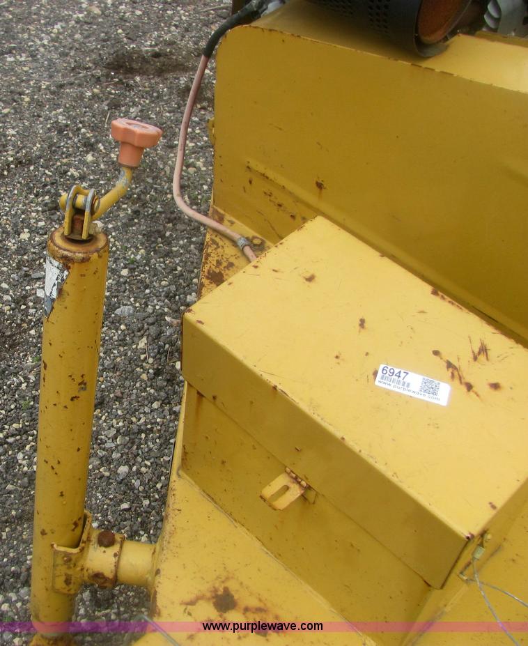 image for item 6947 Vermeer BC625 wood chipper