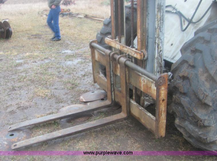 image for item 6953 1991 Texas TL-545-1 all terrain forklift