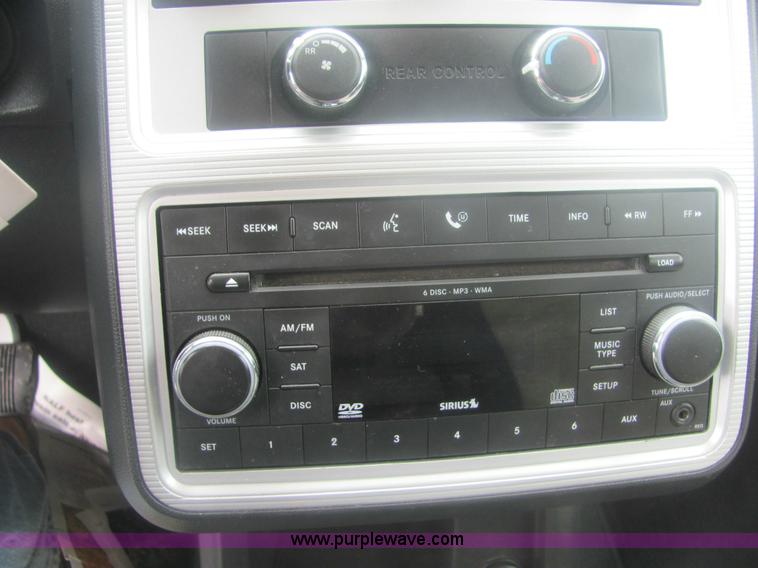 image for item 6960 2009 Dodge Journey SXT SUV crossover