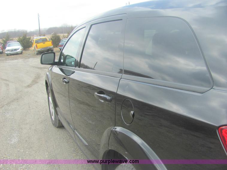 image for item 6960 2009 Dodge Journey SXT SUV crossover