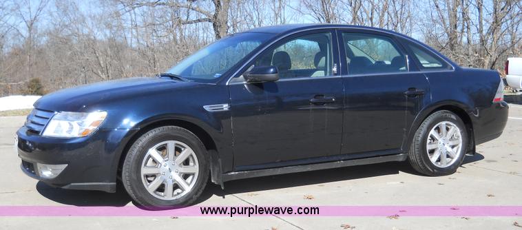 image for item 7779 2008 Ford Taurus SEL