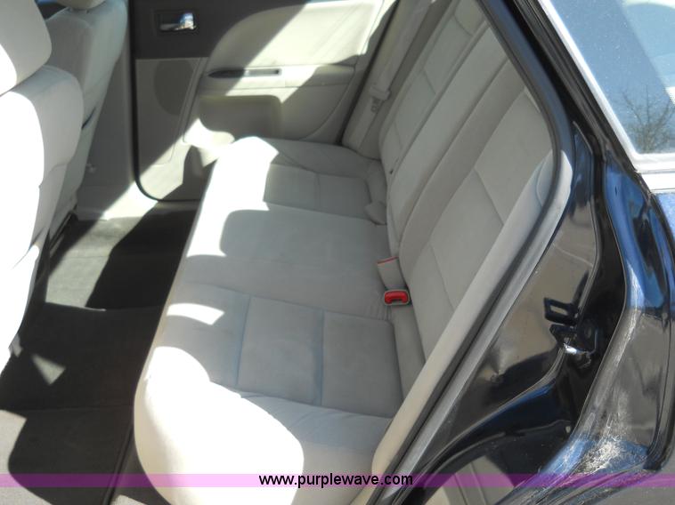 image for item 7779 2008 Ford Taurus SEL