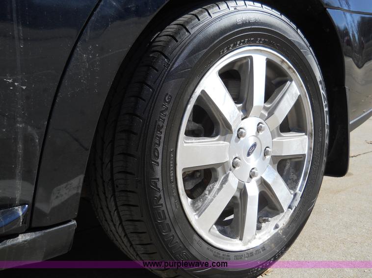 image for item 7779 2008 Ford Taurus SEL