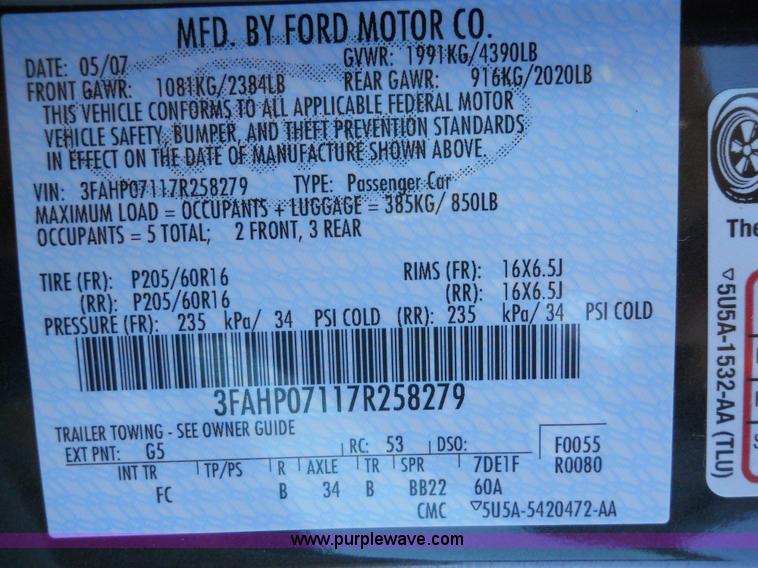 image for item 7780 2007 Ford Fusion SE