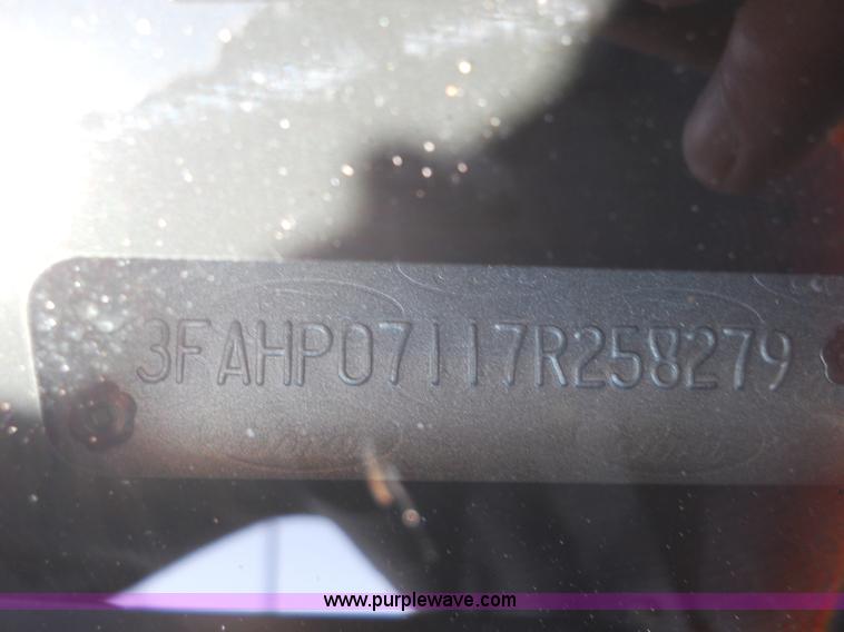 image for item 7780 2007 Ford Fusion SE