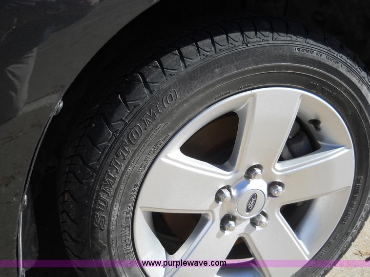 image for item 7780 2007 Ford Fusion SE