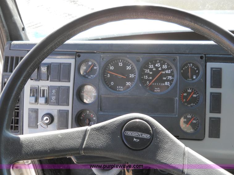 image for item 7820 1995 Freightliner FL60 insulated box truck